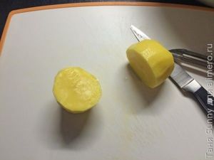 Курица в духовке с картошкой