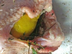 Курица в духовке с картошкой
