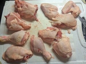 Тушеная курица в беконе и горчице