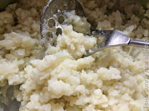 Барабулька жареная на рисе с цветной капустой
