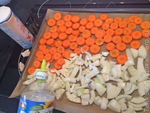 Суп-пюре из печёной моркови и овощей