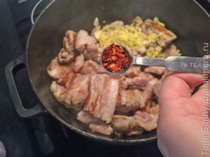 Свиные рёбра в духовке по-азиатски