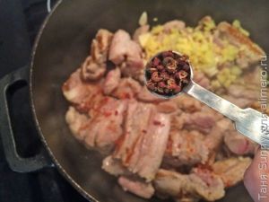 Свиные рёбра в духовке по-азиатски