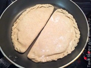 Кутабы с зеленью ржаные