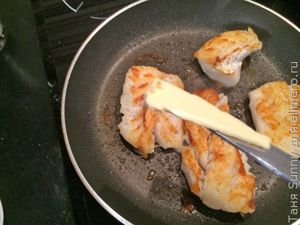 Треска с тёплым салатом из фасоли и фенхеля