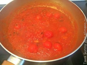 Паста с томатным соусом