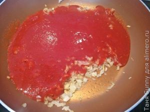 Паста с томатным соусом
