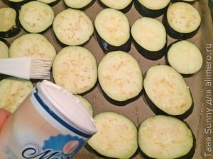 Овощи гриль с чесночным йогуртом