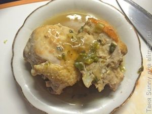 Зелёный салат с курицей