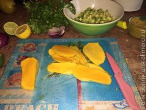 Соус сальса из манго