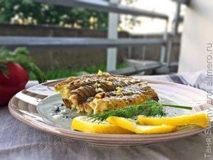 Осетр целиком жареный в духовке