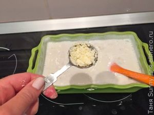 Рисовая каша в духовке с грушей