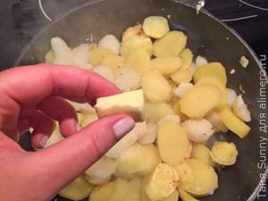 Фриттата с картошкой и копченой грудинкой