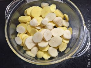 Фриттата с картошкой и копченой грудинкой