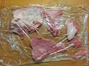 Свиная отбивная с соусом из лисичек