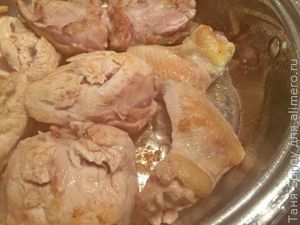 Тушеная курица в стиле басков
