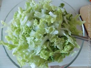 Салат с яблоком