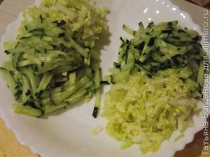Овощной салат с курицей