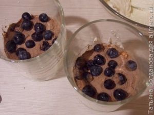 Творожный десерт с голубикой