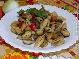 макароны с печенью