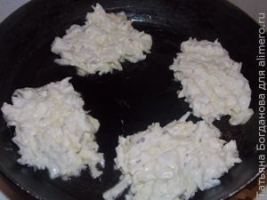 капустные оладьи
