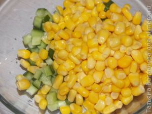 Салат с кукурузой