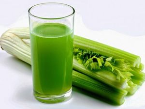 Сельдерей. Про сельдерей вообще молчу, продукт с отрицательной калорийностью и вечером не повредит. Сельдерей. Про сельдерей вообще молчу, продукт с отрицательной калорийностью и вечером не повредит.