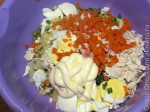 салат с курицей