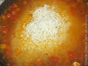 рис с курицей и овощами