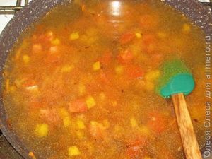 рис с курицей и овощами