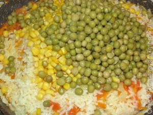 рис с курицей и овощами
