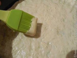 Пицца с колбасой