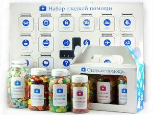 Конфеты – вроде бы самый обычный подарок, а между тем может стать весьма оригинальным, если найти сладости в интересной упаковке или нестандартной формы. Конфеты – вроде бы самый обычный подарок, а между тем может стать весьма оригинальным, если найти сладости в интересной упаковке или нестандартной формы.