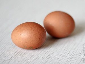 Салат из свеклы с нутом, брынзой и огурцами
