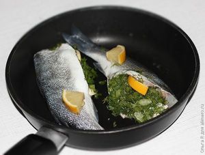 Запеченный в духовке сибас Запеченный в духовке сибас