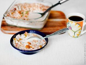 Овсяная каша с сухофруктами, орехами, грушей и пряностями Овсяная каша с сухофруктами, орехами, грушей и пряностями