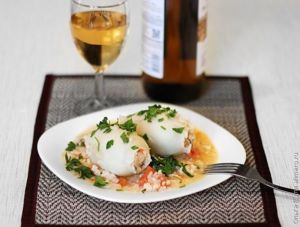 Фаршированные томатным рисом кальмары