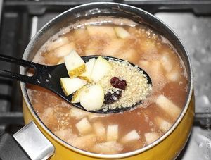 Каша из киноа с изюмом Каша из киноа с изюмом