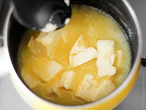 Яйца Бенедикт с голландским соусом