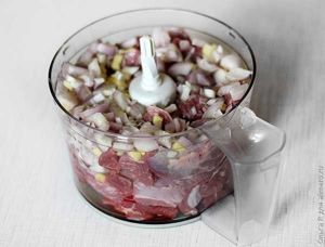 Фарш для мясных шариков Фарш для мясных шариков
