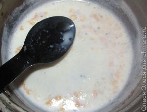 молочный суп с гречкой и сыром