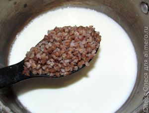 молочный суп с гречкой и сыром