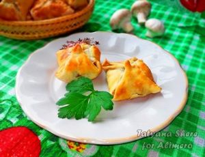 слойки с грибами и сыром