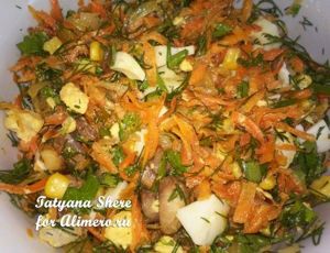 Теплый салат с кукурузой
