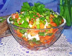 Салат с зеленым луком