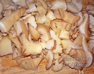 Салат с вешенками