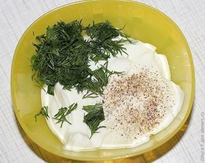 Салат из свеклы с нутом, брынзой и огурцами