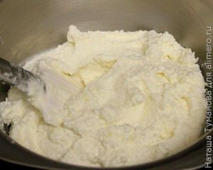 НАЛИСТНИКИ С ДОМАШНИМ ТВОРОГОМ И ВИШНЕЙ