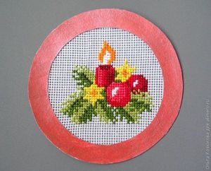 Шкатулка с вышивкой