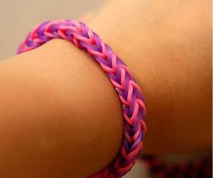 Это плетение называется Рыбий хвост. Это также один из самых простых видов плетения. Это плетение называется Рыбий хвост. Это также один из самых простых видов плетения.